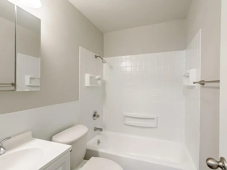 Franklin Flats — Photo 14