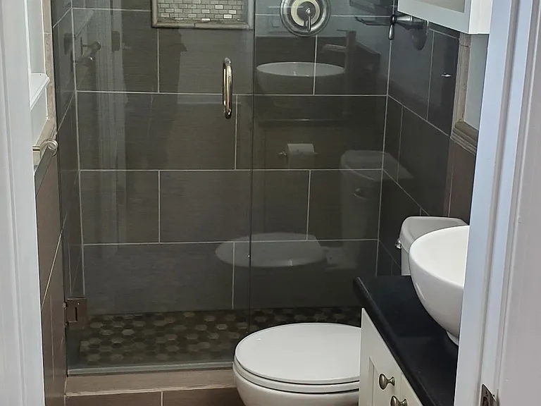 5635 S Madison Ave — Photo 19