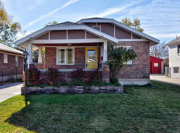 3rd image of 274 E Southgate Ave