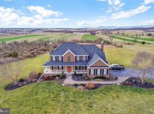 1336 Summerswood Dr, Saint Thomas, PA 17252