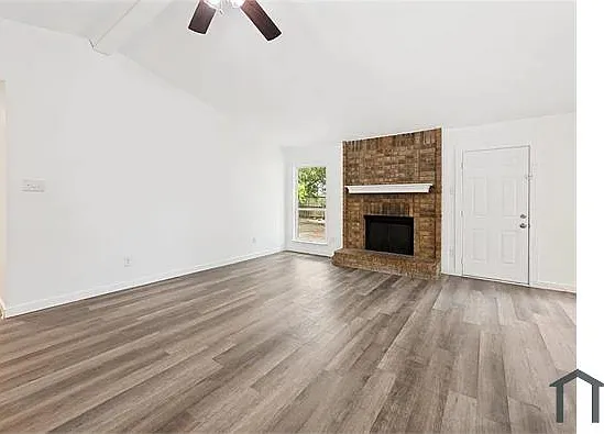 4 bed, 1316 sqft, $2,800 — Photo 3