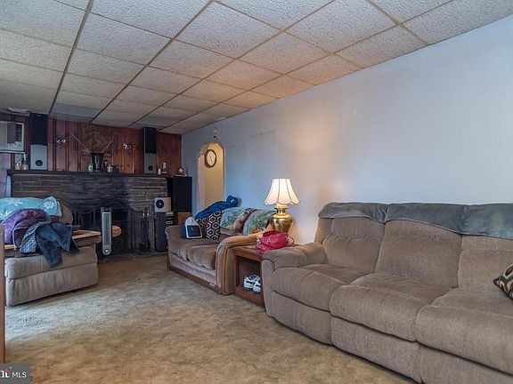 2nd image of 6343 Craig Ave