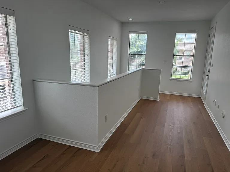 1211 Lake Pointe Way — Photo 11