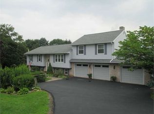 2719 Park Rd, Selinsgrove, PA 17870