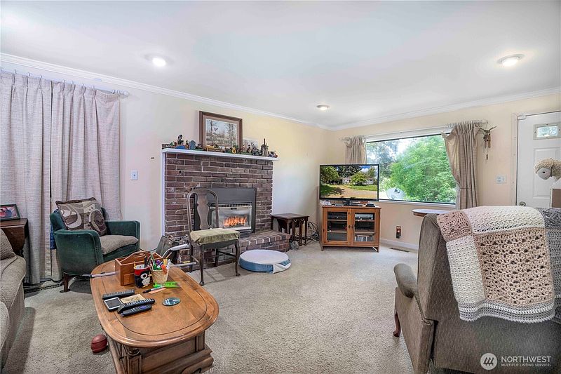 4th image of 24498 Polte Road