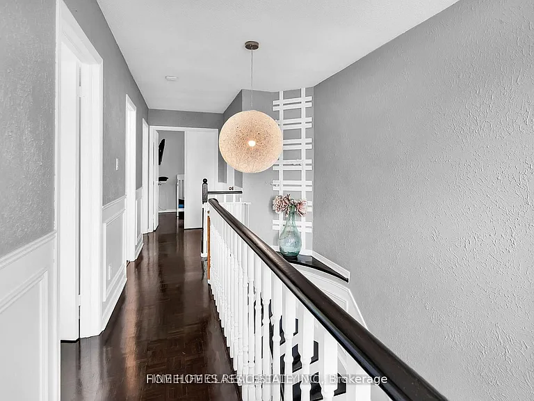 72 Gayla St — Photo 11