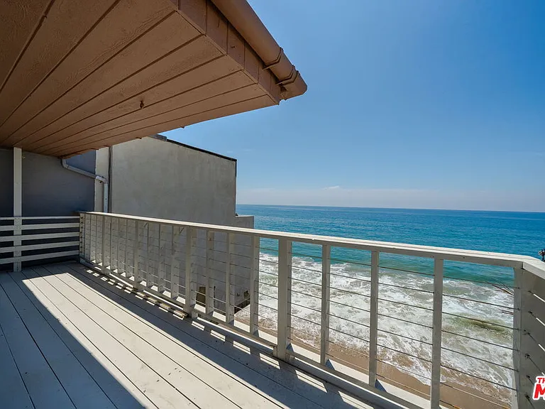 20644 Pacific Coast Hwy — Photo 31
