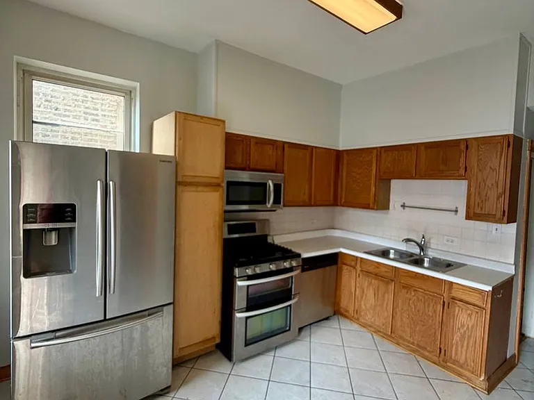 1853 N Humboldt Blvd — Photo 13