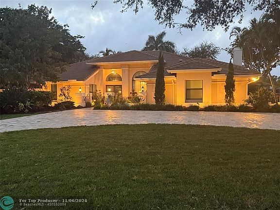 2nd image of 7001 Ventura Ct