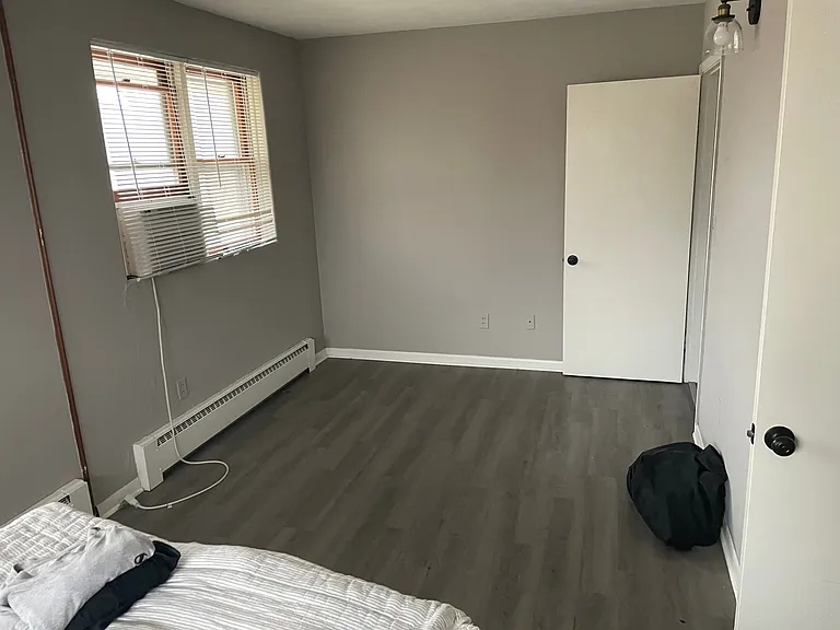 1308 W Grandview Dr #10 — Photo 3