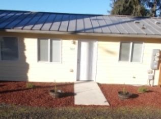 382 SE 5th St, Toledo, OR