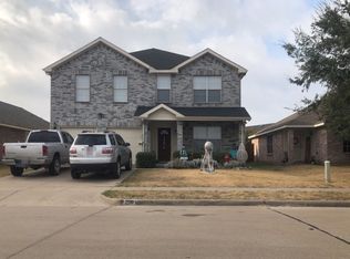 206 Country Meadows Blvd, Waxahachie, TX 75165