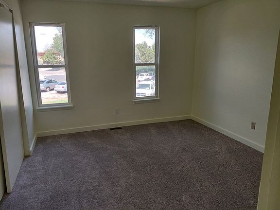 4th image of 900 Sir Galahad Dr APT B