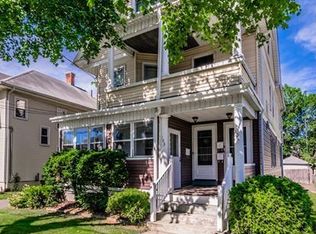 103 S Quaker Ln, West Hartford, CT 06119