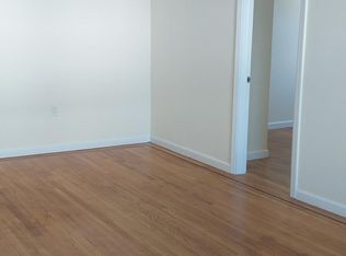 8711 107th St APT 3F, Richmond Hill, NY 11418