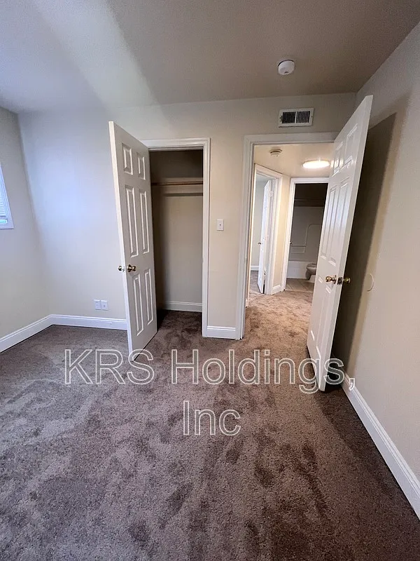 2 bed, 1.0 bath, 700 sqft, $995 — Photo 4