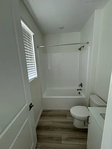 27563 Sanctuary Ct — Photo 4