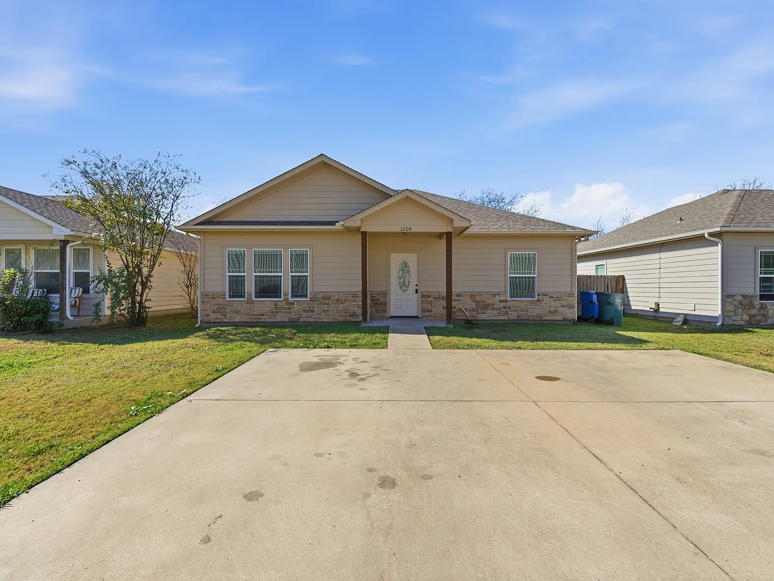 1524 South Montgomery Street; Sherman, TX 75090 - 1 — Photo 1