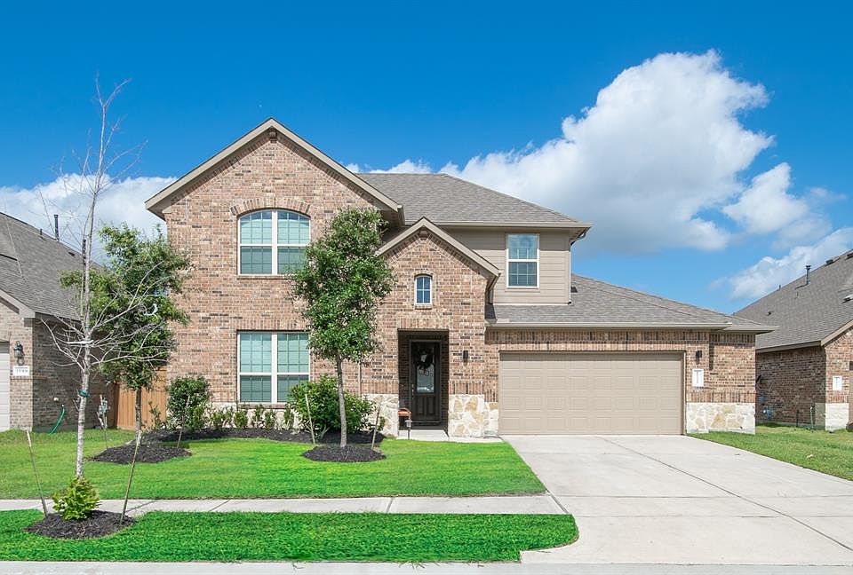 1st image of 15323 Aboyne Lane