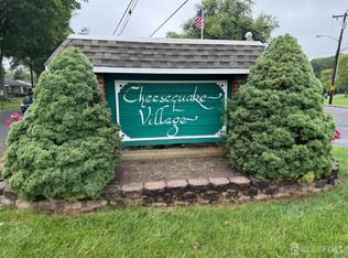 13 Ohio Ct, Matawan, NJ 07747