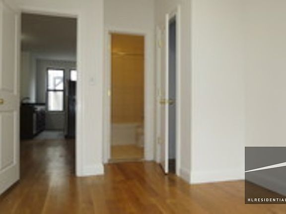 3rd image of 2181 38th St