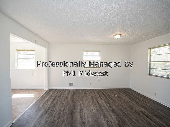 5th image of 4323 N Whittier Pl