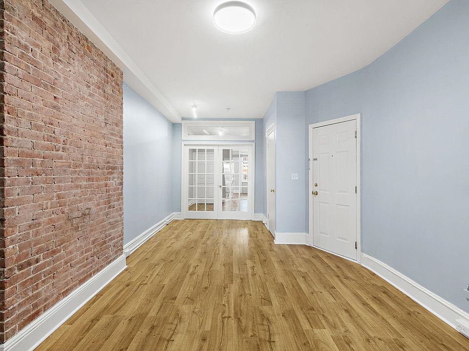 1st image of 322 Washington St APT 6