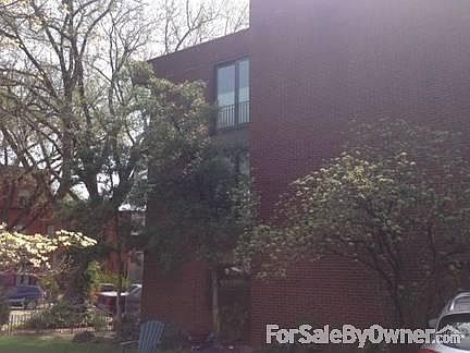 Outside from North Carolina 2 : Outside facing the house from North Carolina 2