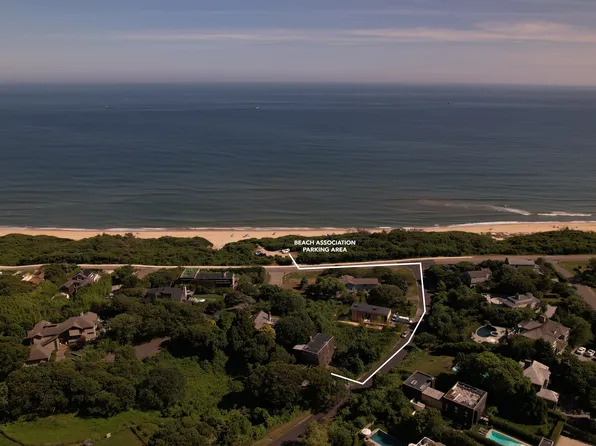 14 Taft Dr, Montauk, NY 11954