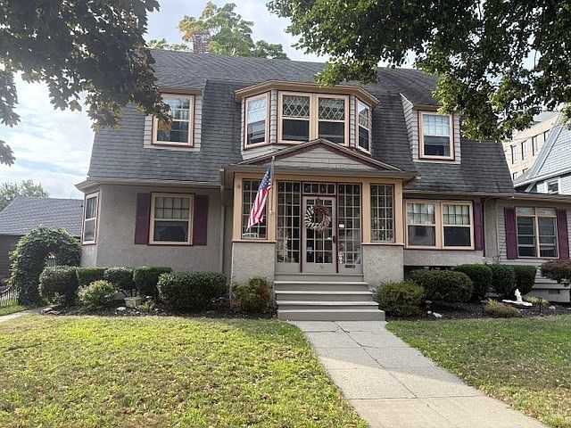 1st image of 21 Whitney Rd