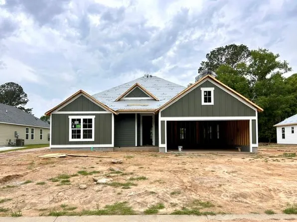 366 McNeal Heritage Cir, Hahira, GA 31632