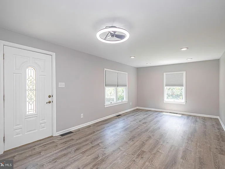 125 Richardson Rd — Photo 15