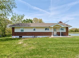 196 Absolut Ln, Troy, MO 63379
