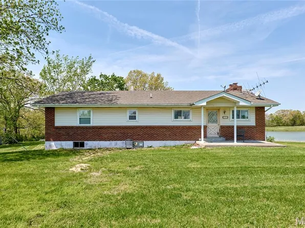 196 Absolut Ln, Troy, MO 63379