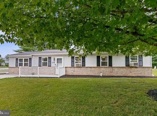 3748 Fox Chase Dr, Dover, PA 17315