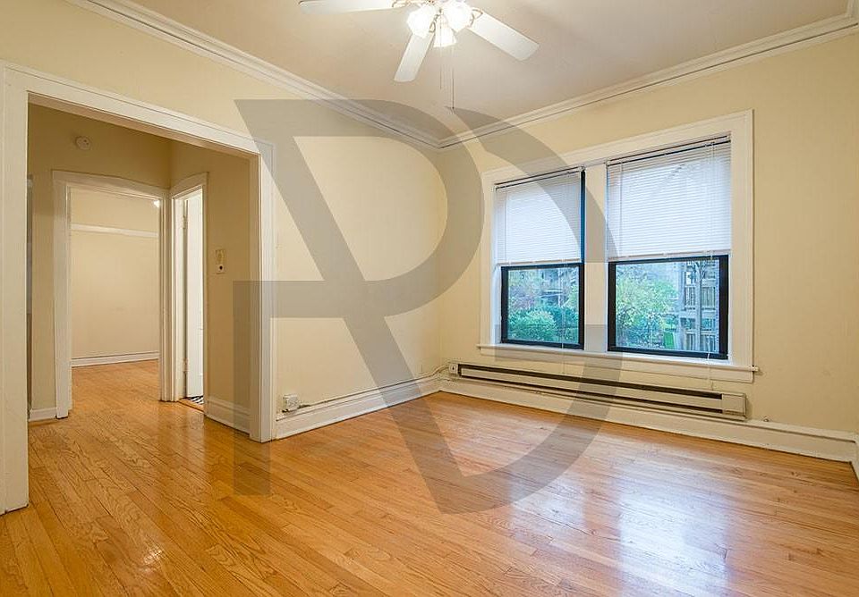 1st image of 713 W Brompton Ave #U55