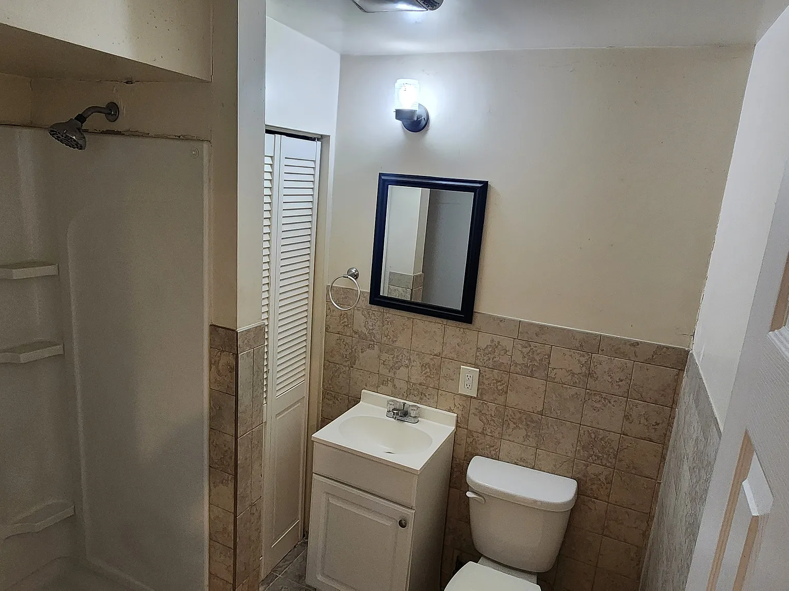 1 bed, 700 sqft, $1,500 — Photo 2