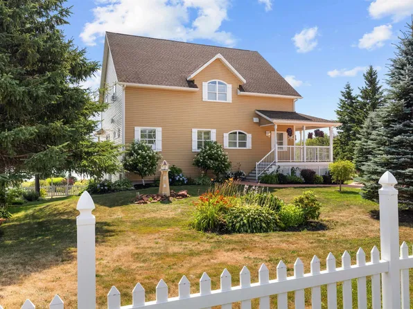 59 River View Cres, Grenville Parish, PE C0B 1M0