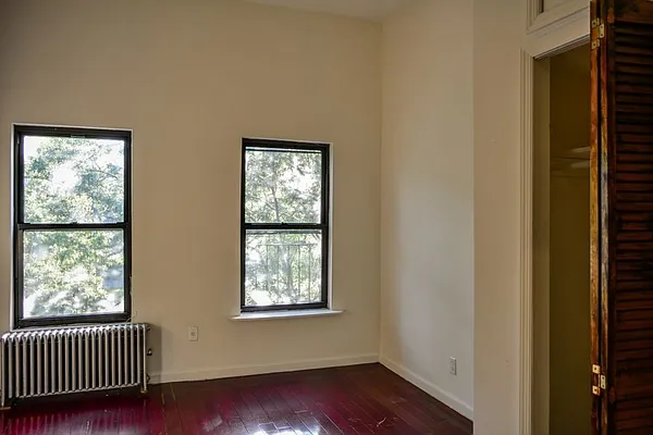 Rented by Nooklyn NYC LLC | media 16