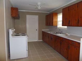 2539 Club House Rd, Mobile, AL 36605