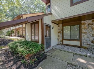 1202 Thackery Ct, Sicklerville, NJ 08081
