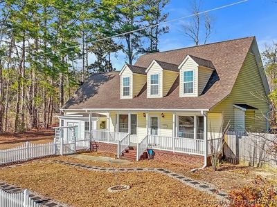 610 W 6th Ave, Raeford, NC, 28376