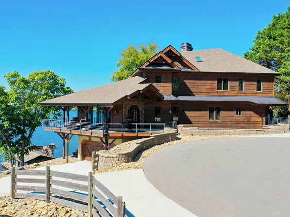 4967 Scenic Point Channel, Louisville, TN 37777