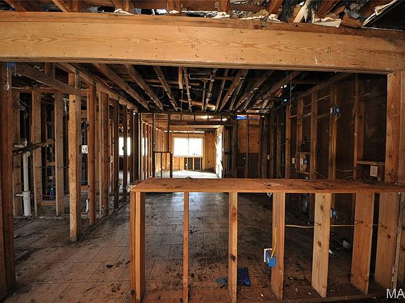 5th image of 9551 Margo Ann Ln