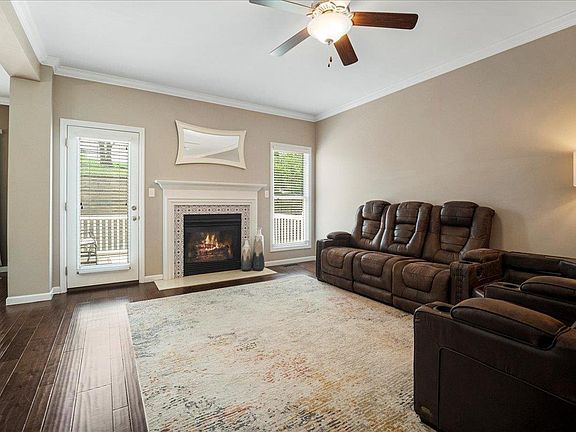 5th image of 268 Letham Court St