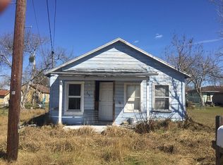 218 Allende St, Taft, TX 78390