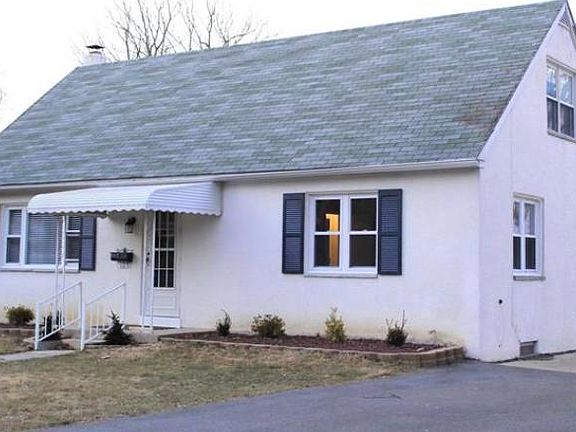 2nd image of 129 Scarlett Ave
