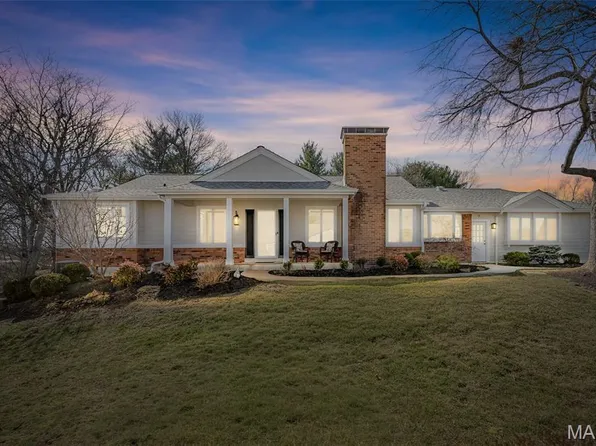 15644 Hedgeford Ct, Chesterfield, MO 63017