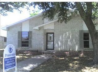 5911 Mimosa Ln, Rowlett, TX 75089