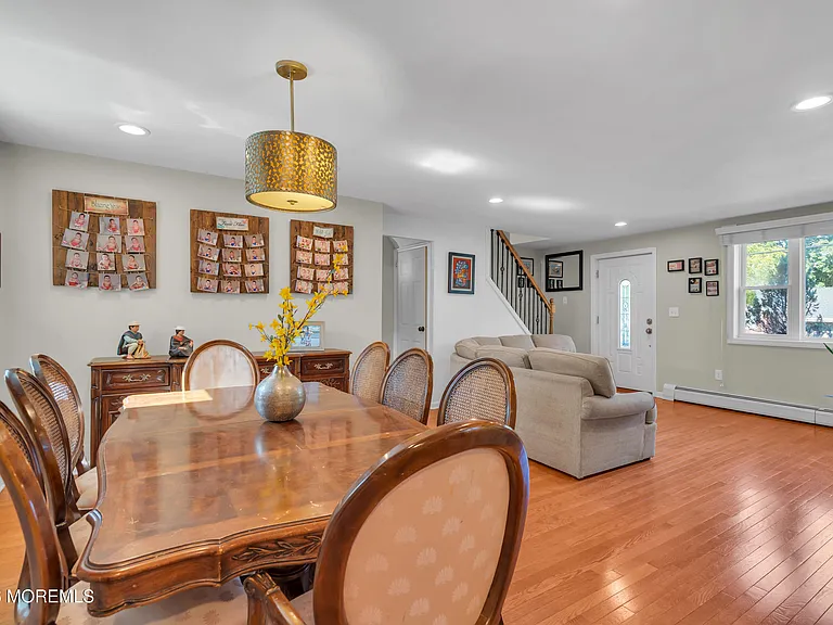 519 Ryeside Ave — Photo 10